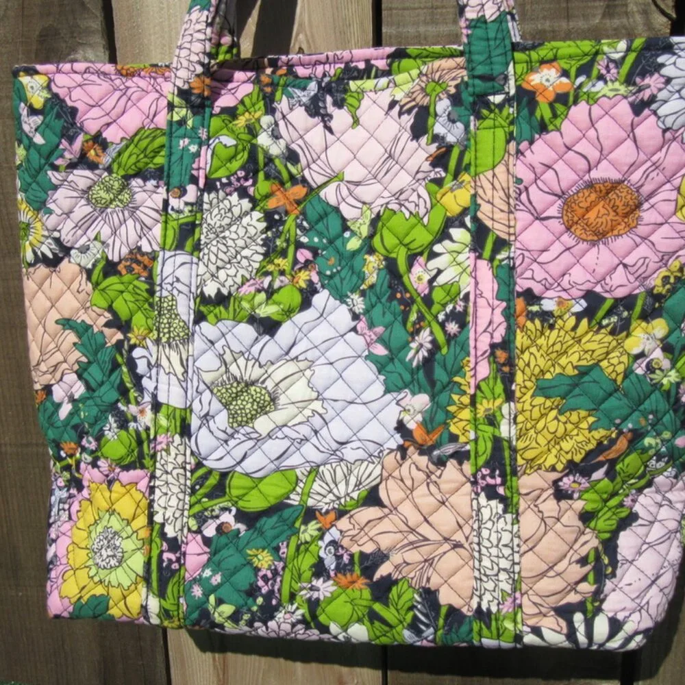 Brand New Vera Bradley Bloom Boom Quilted Cotton Fabric Tote Bag - Picture 5 of 12